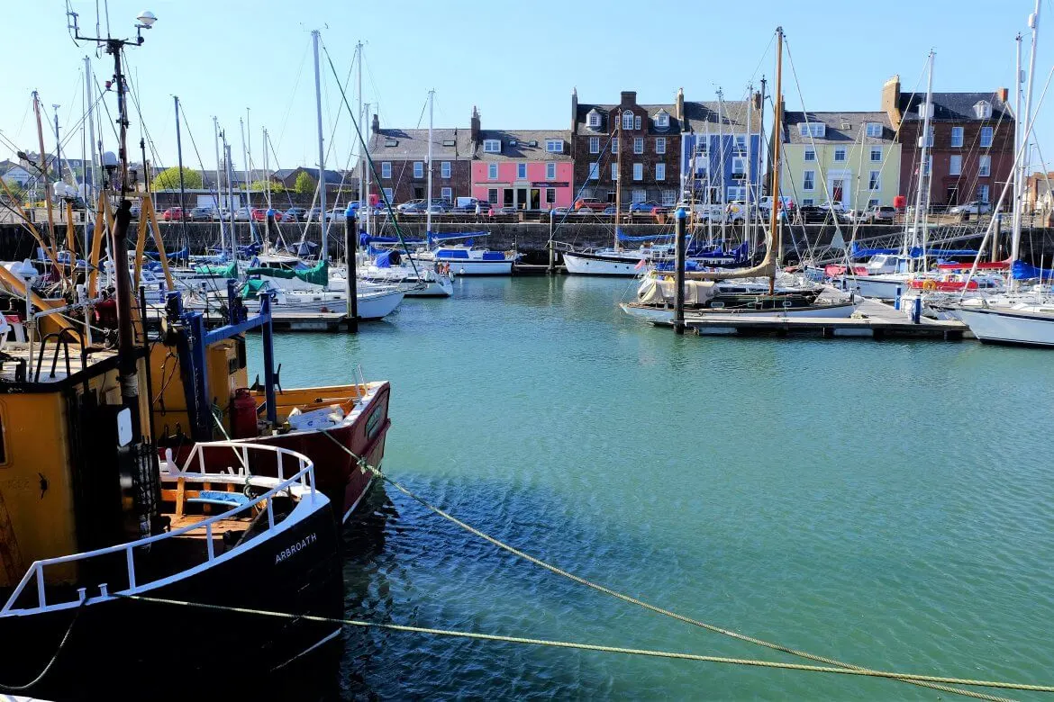 Arbroath Harbour 2.png