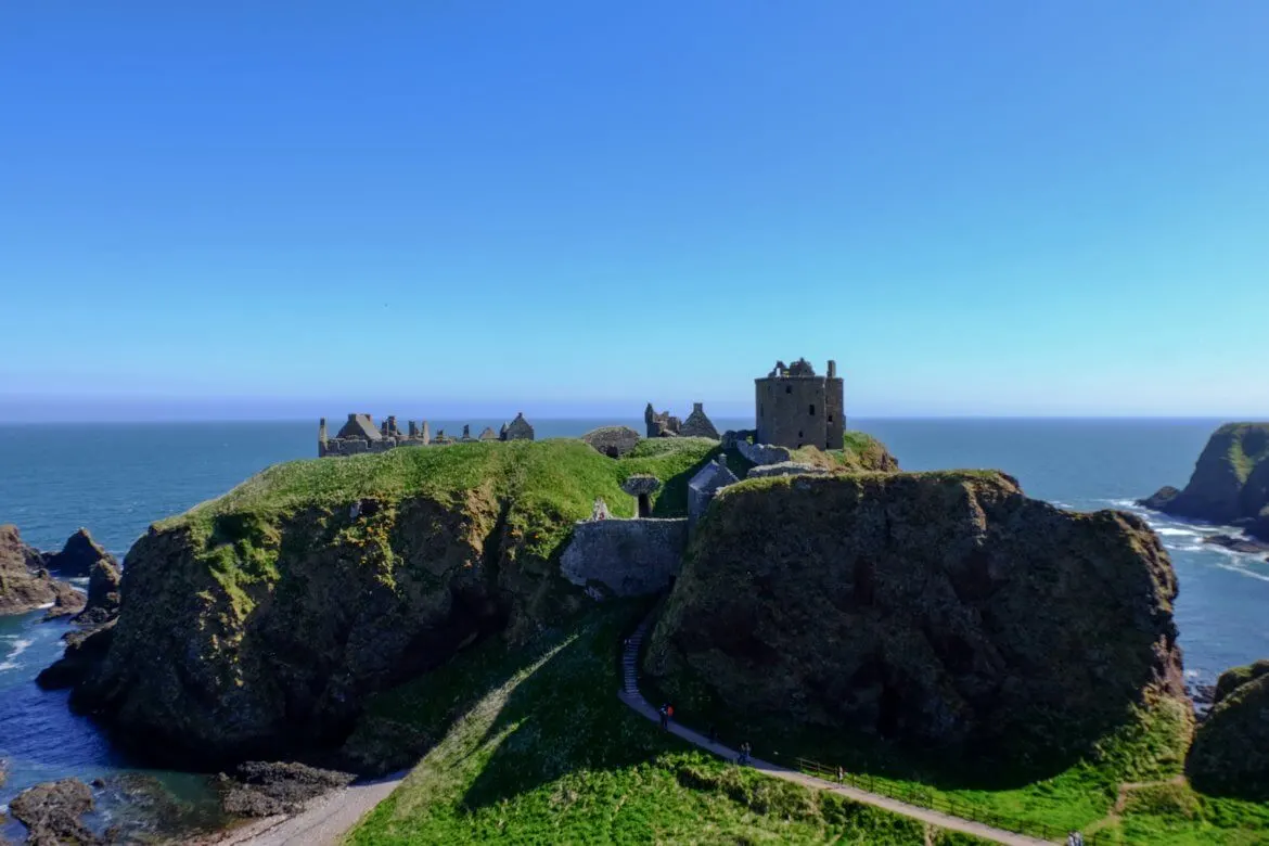 Dunnottar-Castle-3