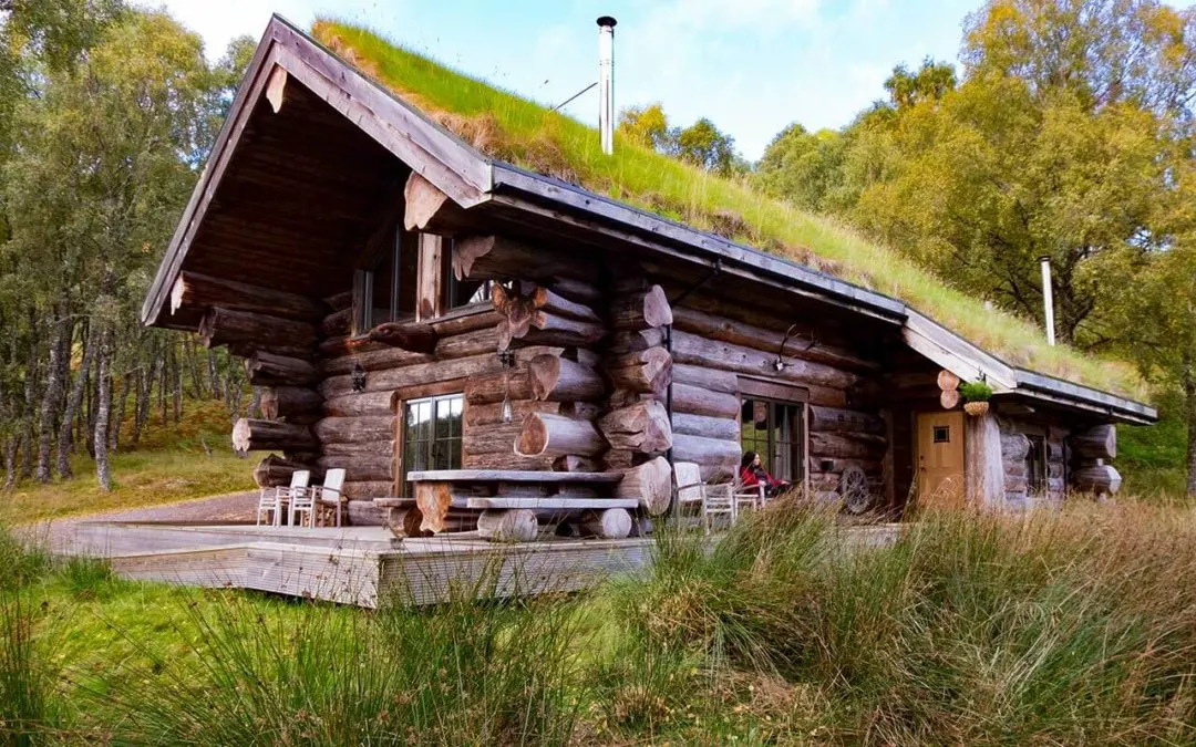Eagle Brae log cabins in Scotland