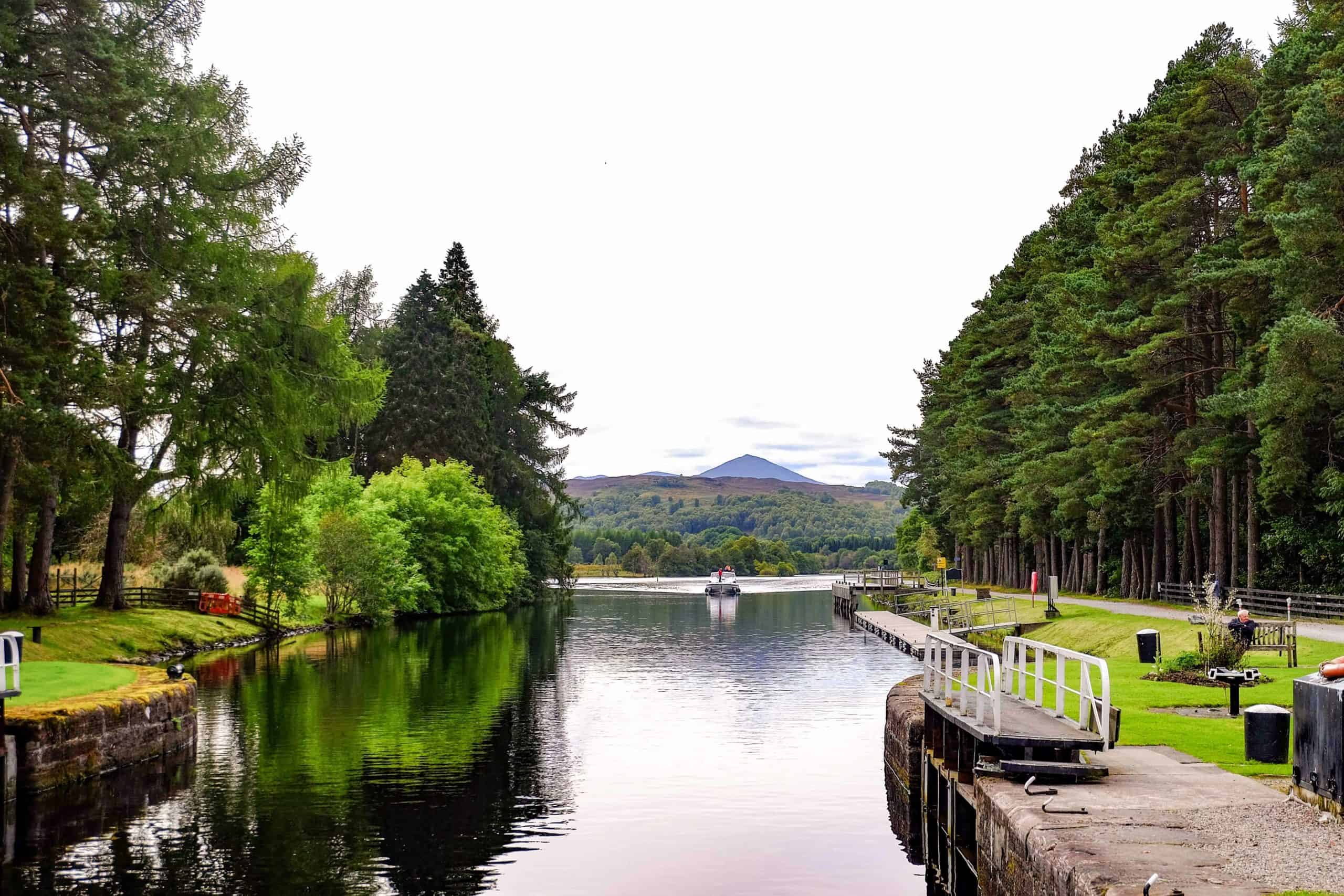 caledonian canal day trip