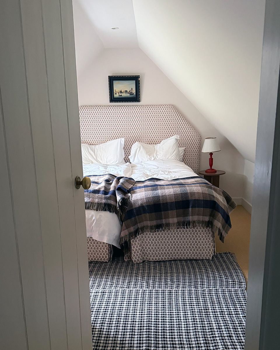 Ivy Cottage upstairs bedroom, Cawdor Estate