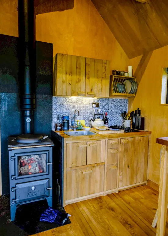 kitchen at the birdwatchers cabin