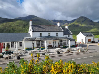 Glen Shiel Cluanie Inn