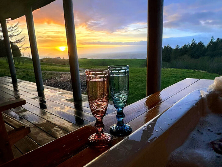 Cabin with outdoor bath scotland. View from Mount Freedom