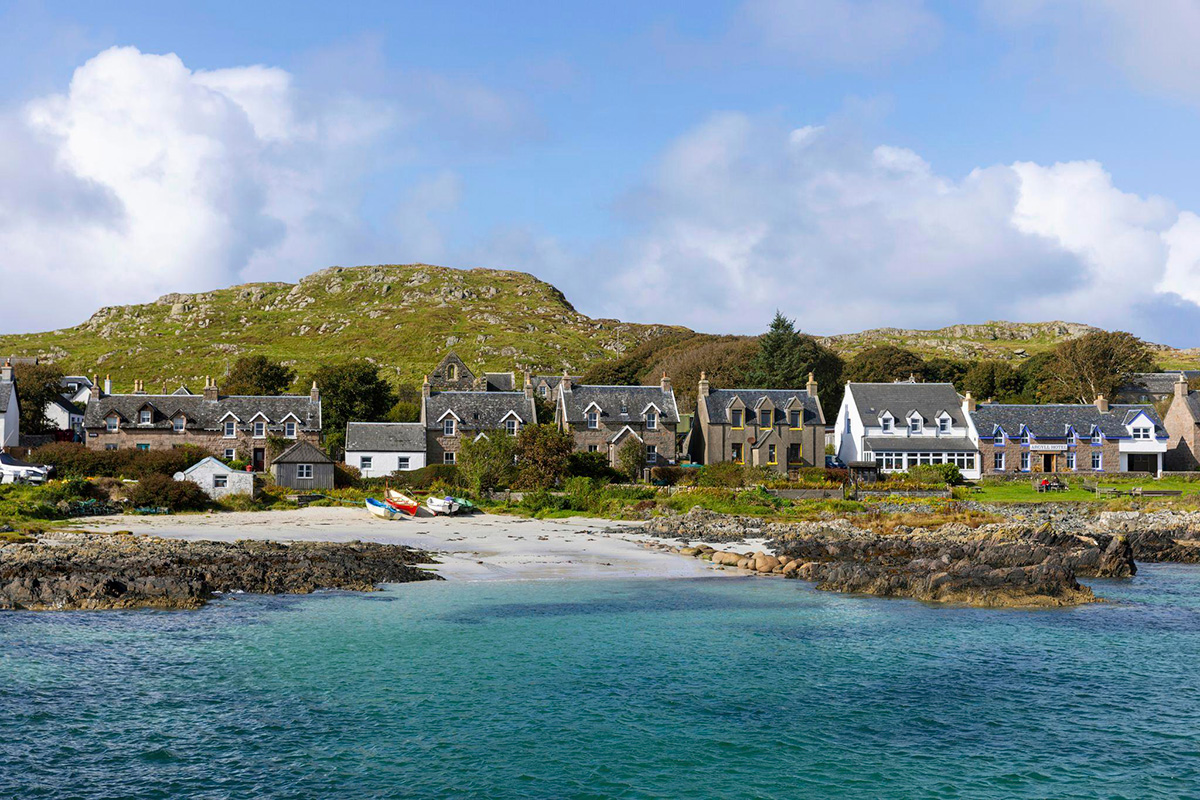 The best ferry day trips in Scotland: 14 Islands by foot or bike